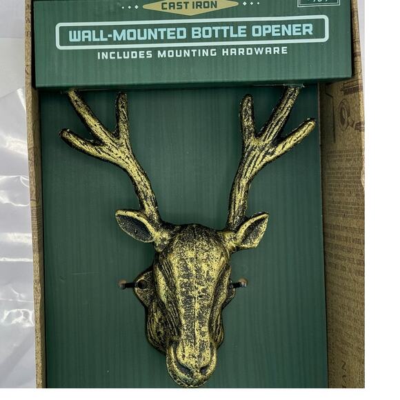NWT Gift Present Christmas Stag Cabin Winter The Kraftsman Co Brass Bottle Open - Picture 3 of 10